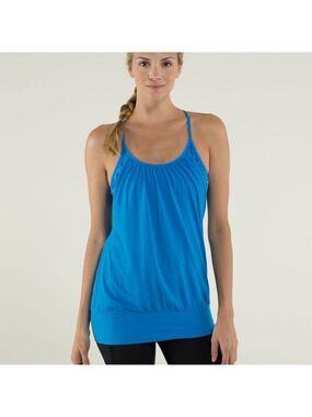 Lululemon No Limits Tank Top Size 4 | Built-in Bra | Yoga Gym Workout Racerback